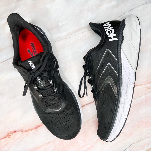 Hoka One One Other - Hoka One One Mahari 5 Black Mens Sneakers Shoes 12.5 D